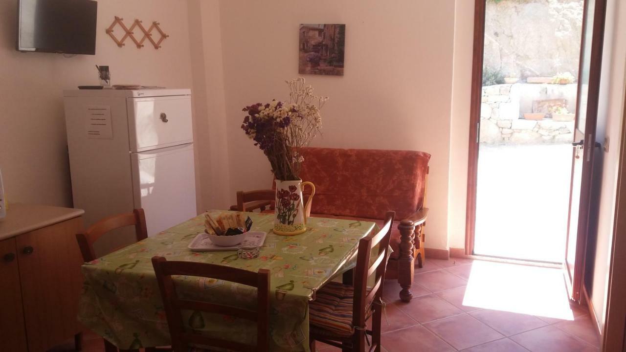 Casa Lucia Campagna Relax Pensionat Dorgali Eksteriør billede